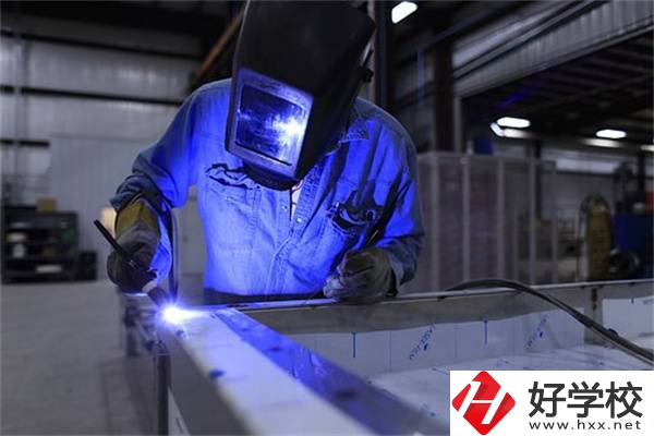 郴州有學電焊專業的學校嗎？就業薪資高嗎？