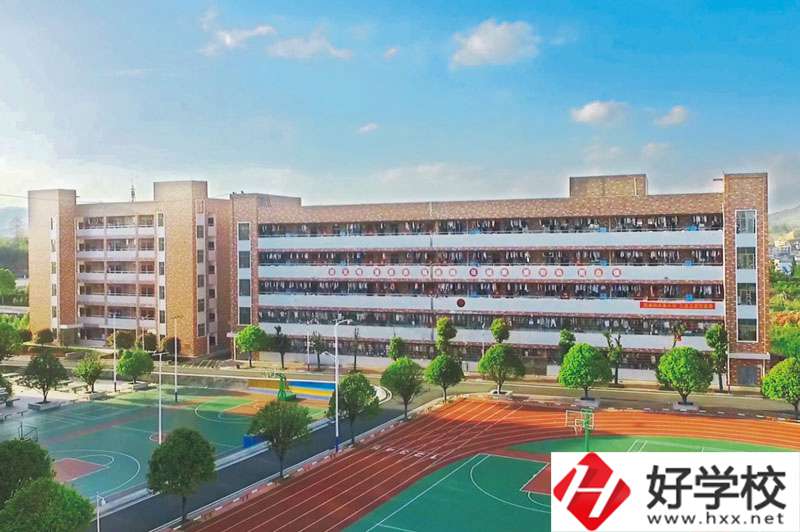 武岡市職業中專學校怎么樣？值得報考嗎？
