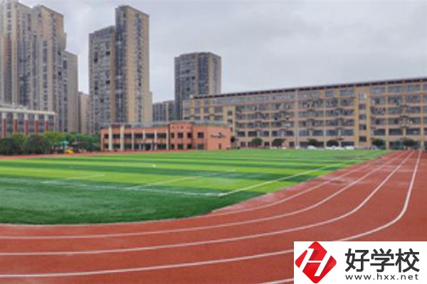 長沙市經開中等職業技術學校收費標準怎么樣？