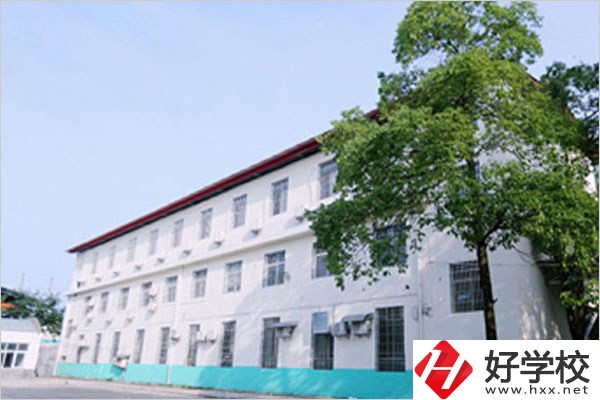 湘潭華光職校在哪？有什么辦學特色？