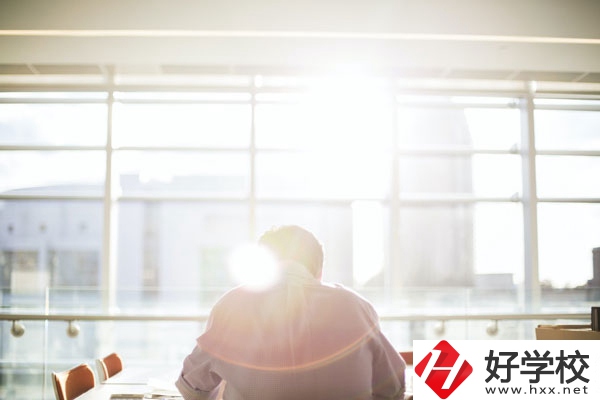 永興縣職業中專學校航空服務專業怎么樣？