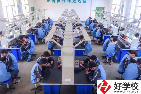 長沙學服裝設計可以去哪些中職？專業好就業嗎？