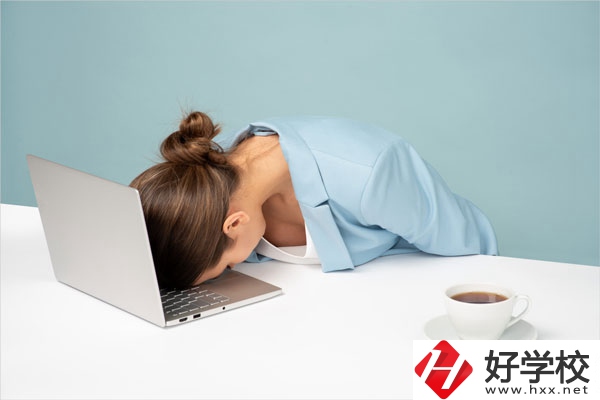 畢業后在長沙讀中專學校，該如何選擇專業呢？