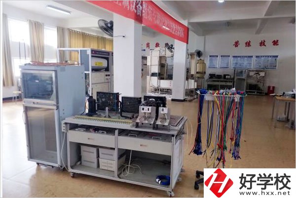 郴州綜合職業中專學校實訓室