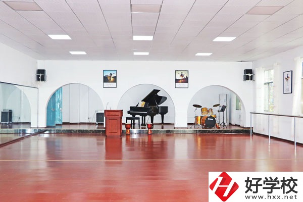 邵陽市開元職業技術學校適合初三畢業生報考嗎？