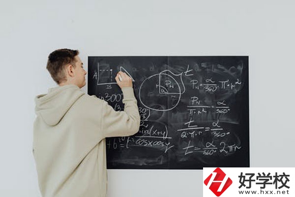 湖南醫藥中等專業學校怎么樣？宿舍好不好？