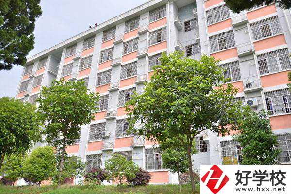 岳陽市君山區職業技術學校有什么特色?學費多少?
