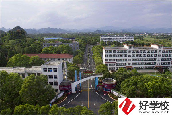湖南省永州市工業貿易中等專業學校大門