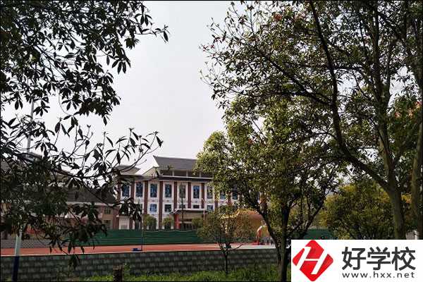 邵陽電商中專有哪些？管理如何？