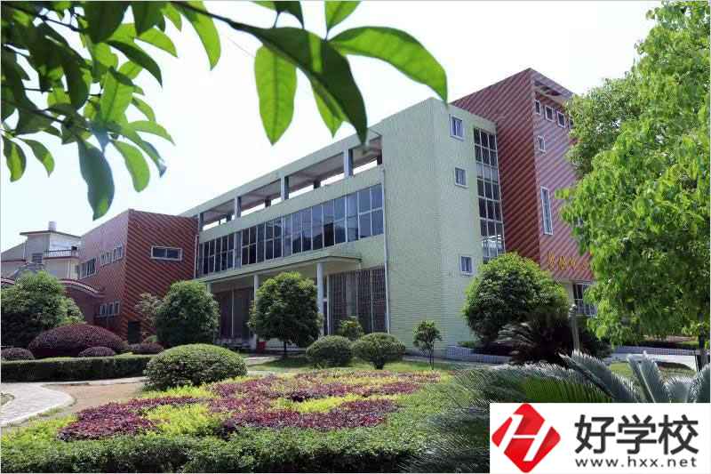 邵陽市雪峰博雅職業學校條件教學樓