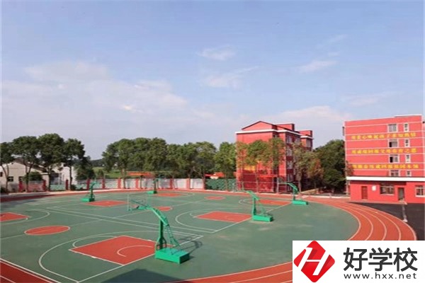 岳陽湘陰縣中山職業技術學校好不好？