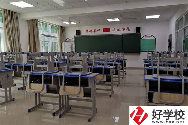長沙康明中等職業學校教室