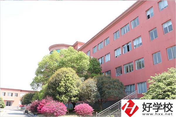 長沙市藍天科技中等職業學校教學樓