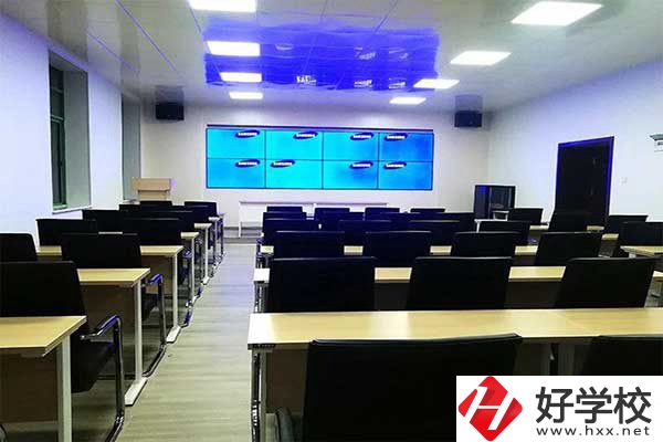湘潭鋼鐵集團有限公司職業中等專業學校