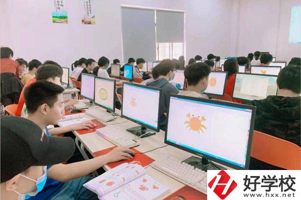 湘潭計算機職業技術學校實訓室