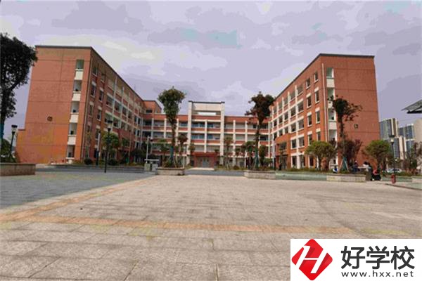 在邵陽想學體育可以去哪所職校？學體育好就業嗎？