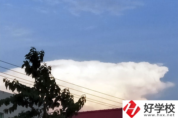 漣源市工貿職業中等專業學校專業就業前景怎么樣？