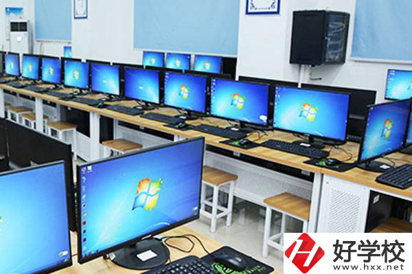 邵陽市遠航中等職業技術學校實訓室