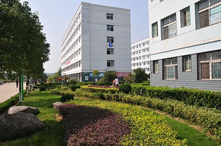 成都禾嘉汽車工程職業技術學校