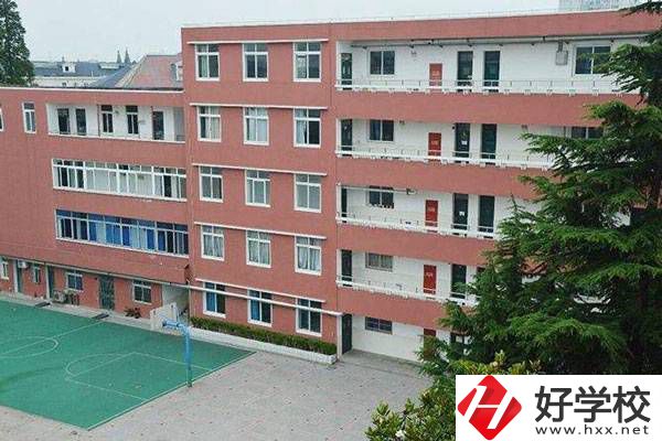 臨湘市湘北職業技術學校實訓樓