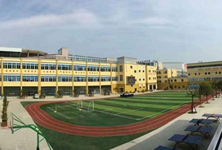 成都育華職業學校