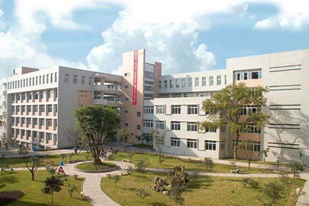 瀘州鵬程職業學校
