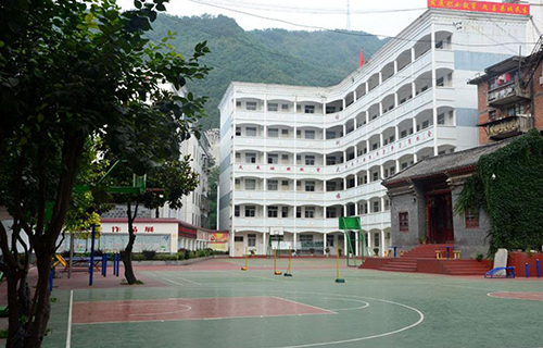 白河職業教育中心