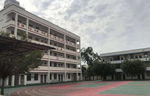平南中等職業技術學校