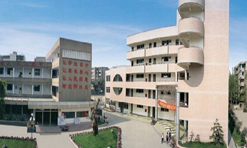 平定縣南坳職業高級中學校