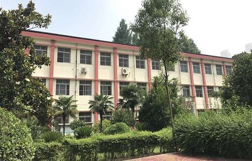 武漢科技職業學院