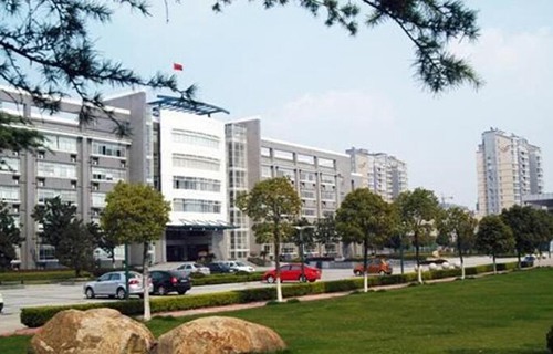 江蘇靖江職業高級中學