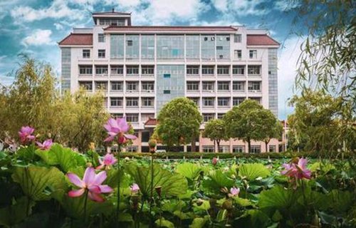 江蘇鹽南中等專業學校