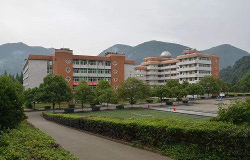 宜昌市夷陵區職教中心