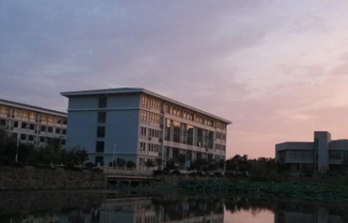 江蘇建康職業學院