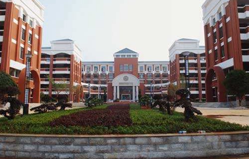 浙江省衢州市姜家山武術職業學校