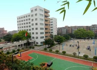 加興職工中專衛生學校
