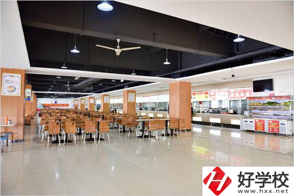 瀟湘職業學院食堂