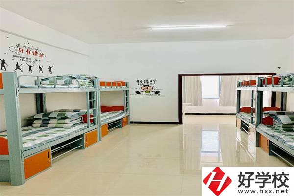 湖南曙光科技技工學校有助學政策嗎？有哪些招生專業？