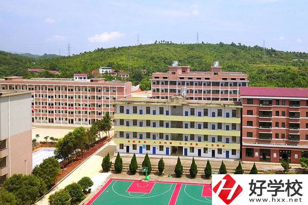 衡山明星體育藝術中等專業學校大門