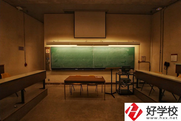 郴州文藝職業中等專業學校辦學特色是什么？