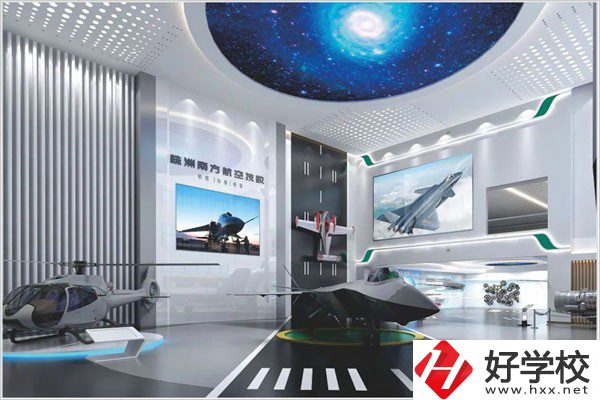 株洲南方航空技校招初中生嗎？學制幾年？