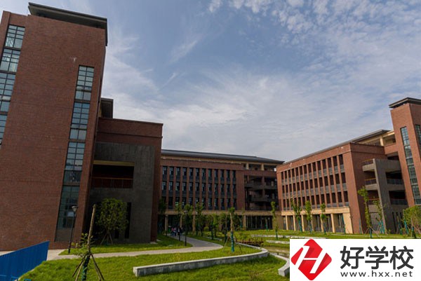 常德有哪些外語中職學校？開設有什么專業？