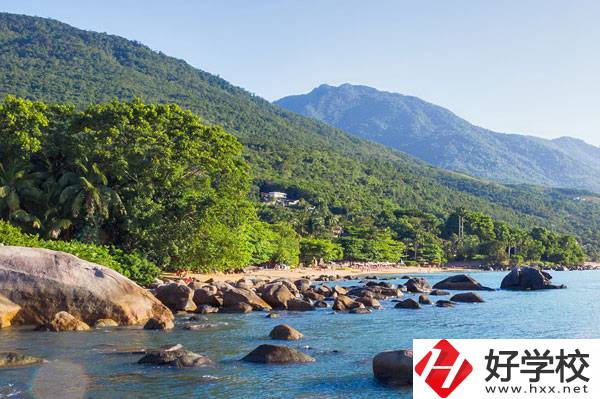 想在益陽學護理專業，有什么合適的學校？