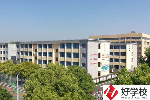 平江縣職業技術學校怎么樣?有什么優勢嗎?