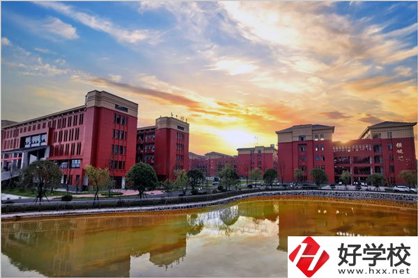 常德桃源有中專學校嗎？分別是哪幾所？