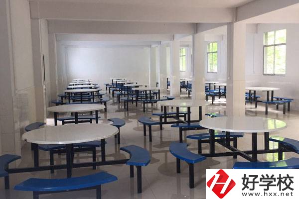 湘西涉外經濟職業學校食堂