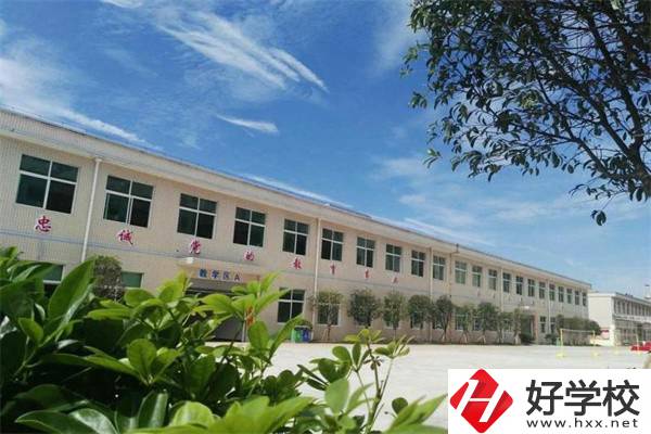 長沙市益立中等職業技術學校教學樓