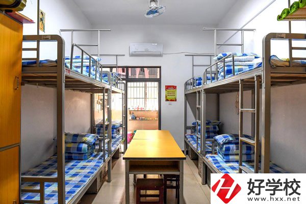 長沙財經學校有哪些辦學特色？有什么政策補貼？