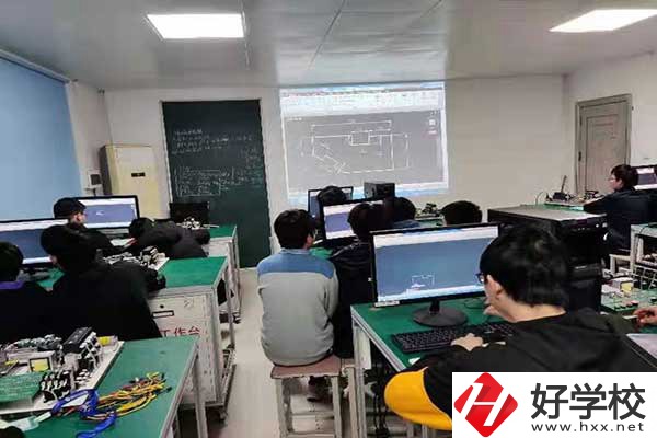 攸縣求實職業學校教室