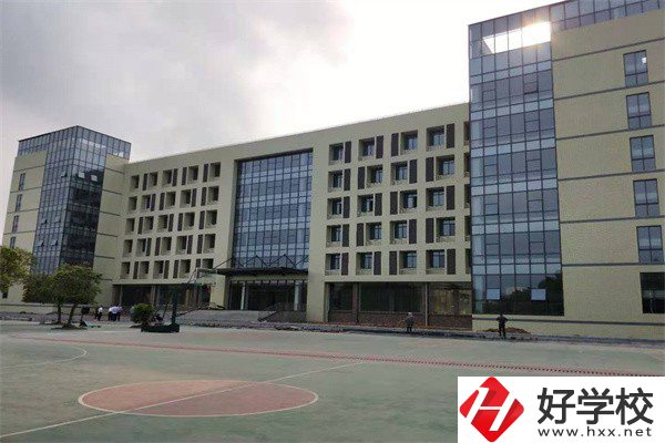 永州環境最好的公辦中專是哪所？有什么辦學優勢？